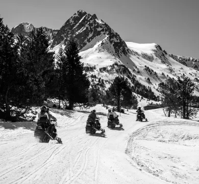 Grandvalira-motosdenieve